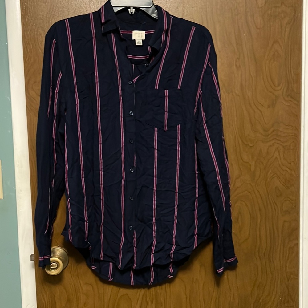 A new day Women’s navy blue and purple striped button up shirt size S